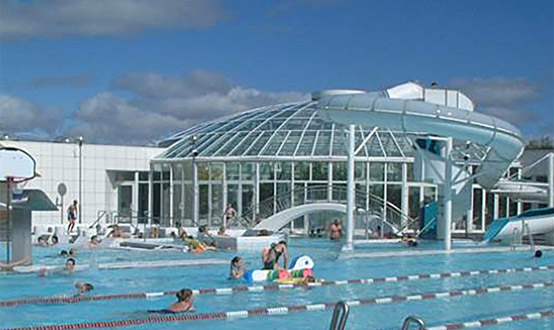 Swimming pools in Iceland are nothing like in most European Cities.